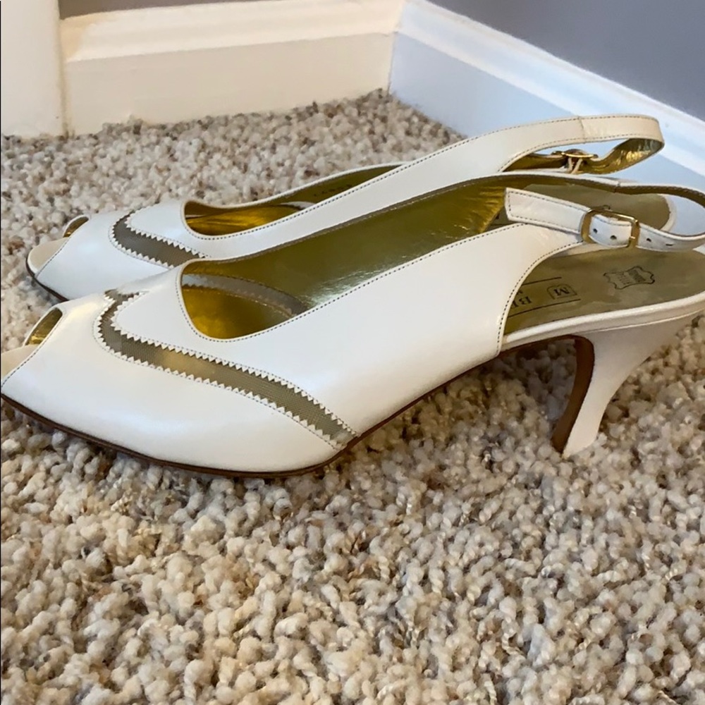 Bruno Magli Slingbacks